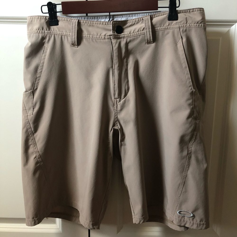 Oakley Tan performance Shorts